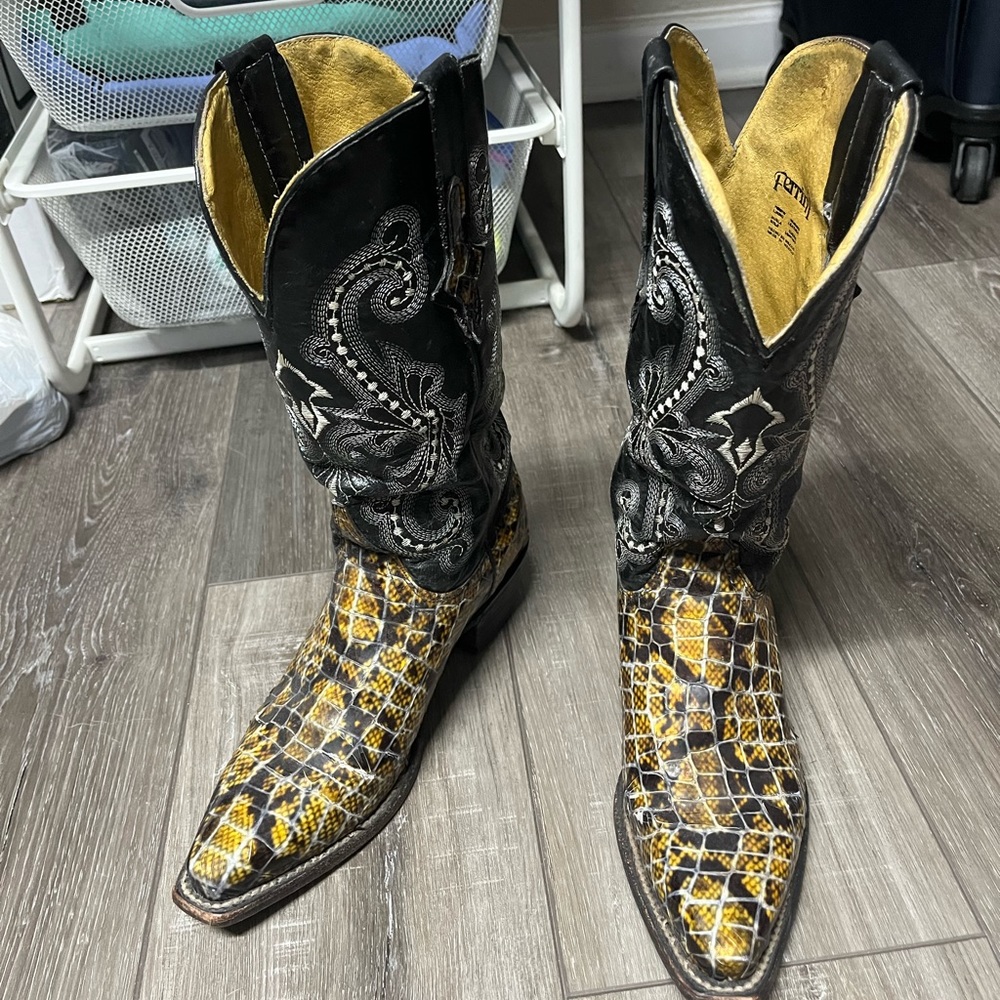 Ferrini cowboy boots